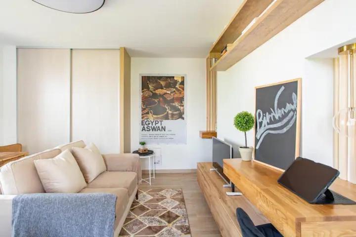 Le Studio Parisien Boissy-Saint-Leger Exterior photo